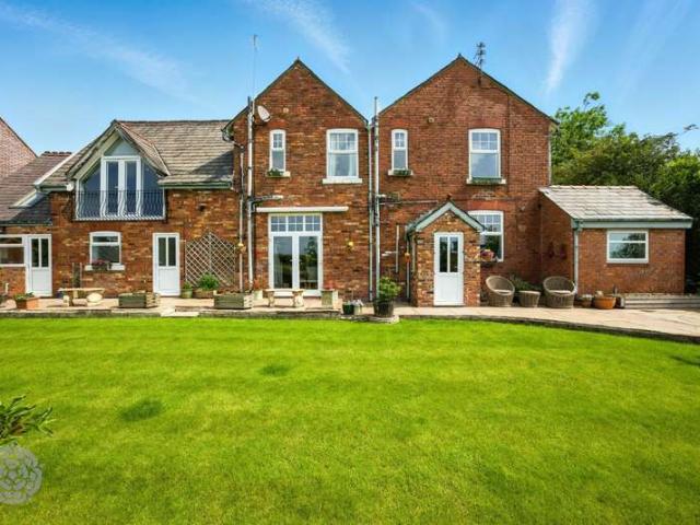 Property for sale in Lane Head, Wigan