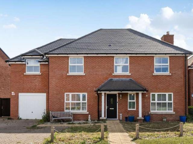Property for sale in Littlecote, West Sussex