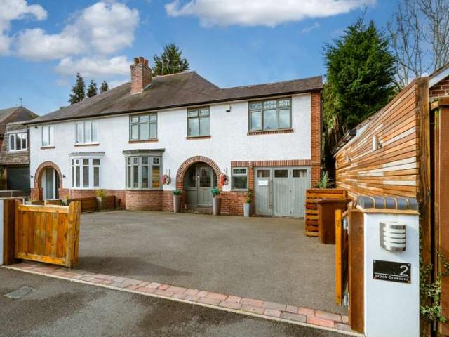 Property for sale in Bromsgrove, Worcestershire