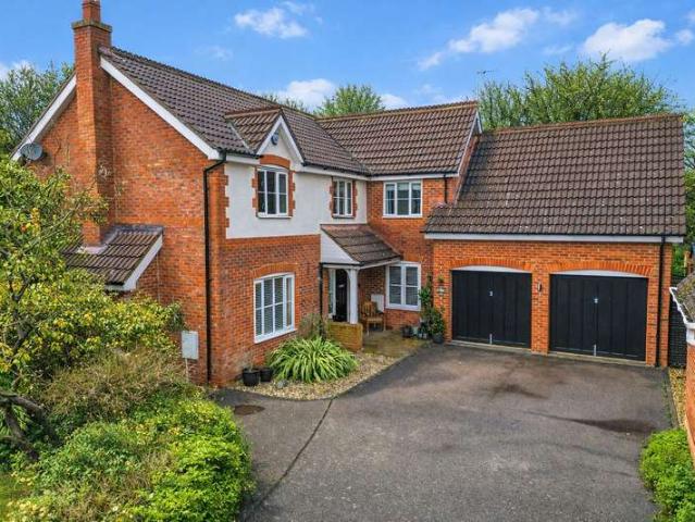 Property for sale in Fenny Stratford, Milton Keynes