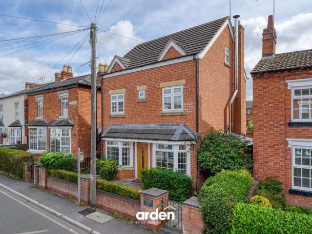 Property for sale in Astwood Bank, Redditch