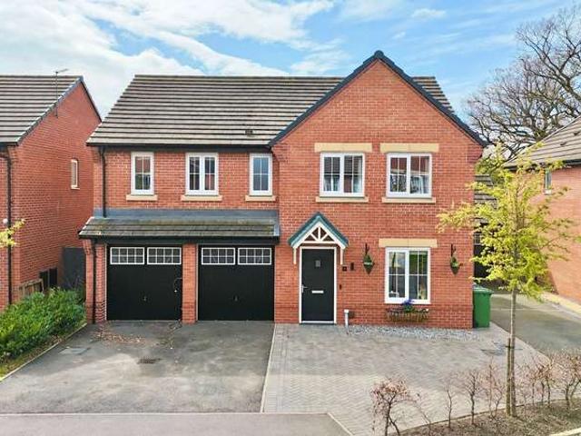 Property for sale in Shavington cum Gresty, New Basford