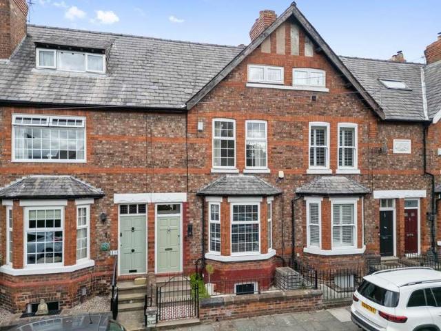 Property for sale in Stockton Heath, Warrington