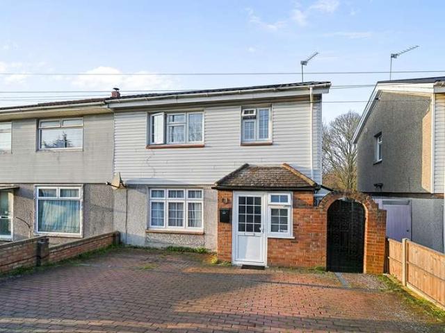 Property for sale in Watford Rural, Batchworth