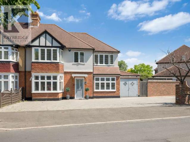 Property for sale in Worcester Park, Greater London
