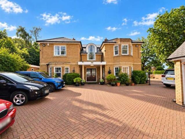 Property for sale in Sutton Coldfield, West Midlands