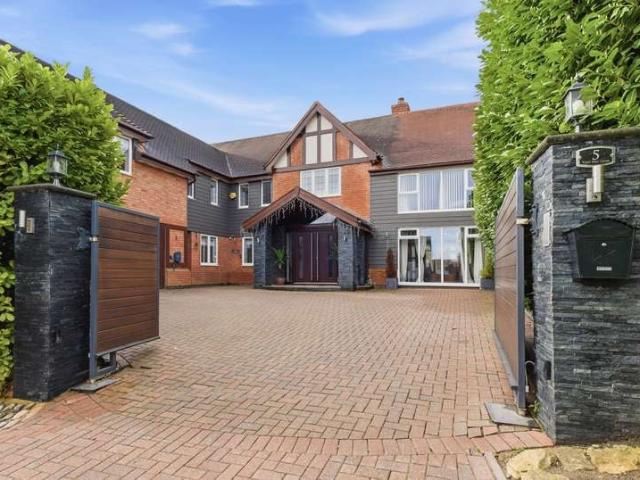 Property for sale in Shenley Church End, Milton Keynes