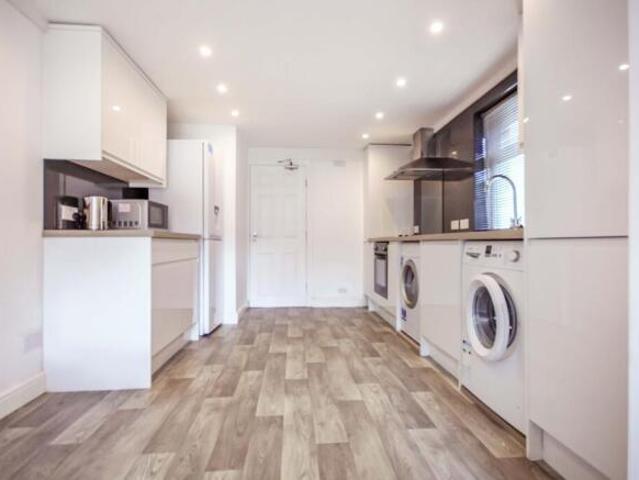 Property for rent in Leslie, Scotland