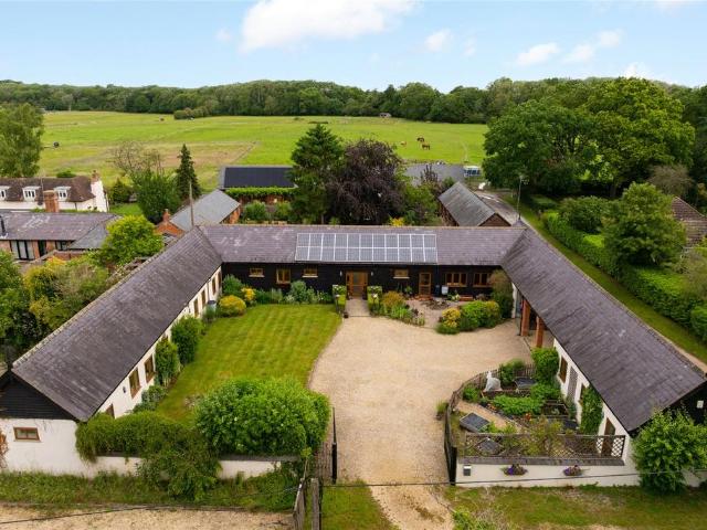 House for sale in Lillingstone Dayrell, Buckinghamshire
