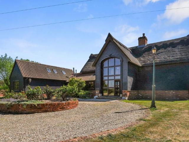 House for sale in Fordham Heath, Essex