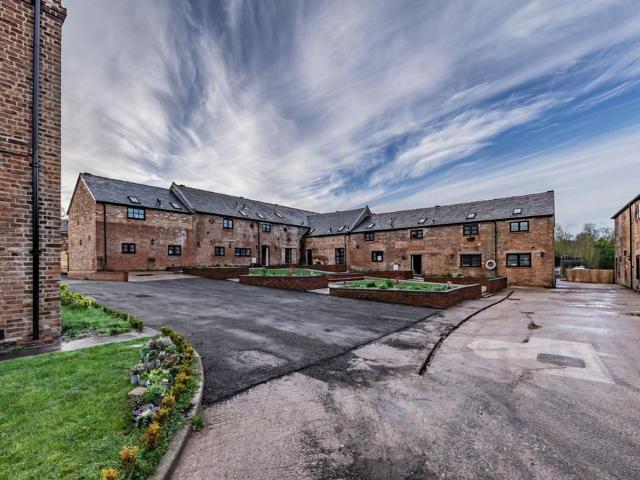 House for sale in Huntington, Cheshire