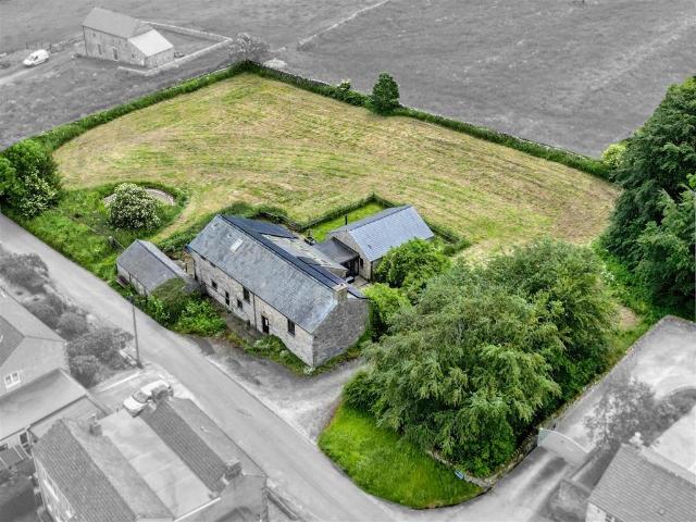 House for sale in Froggatt, East Midlands