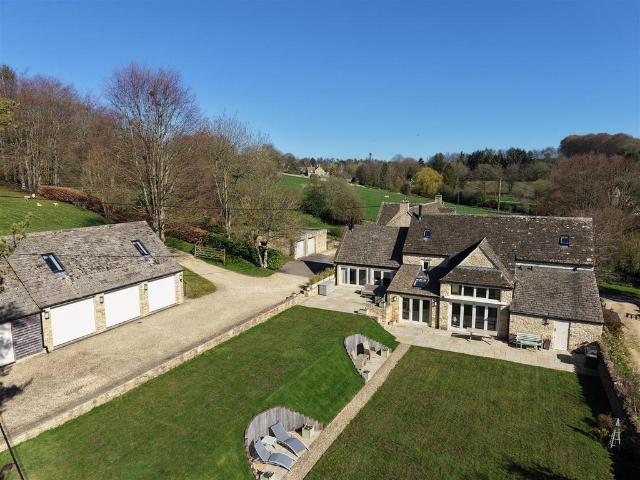 House for sale in Fossebridge, Gloucestershire
