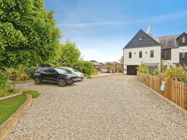 House for sale in Acol, Kent