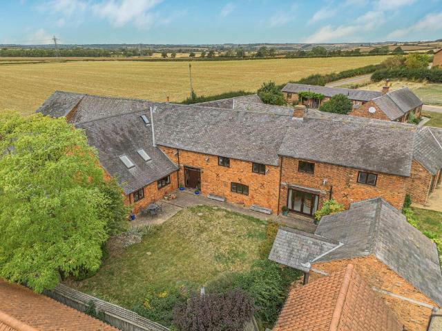 House for sale in Dingley