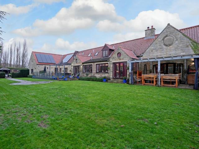 House for sale in Todwick, South Yorkshire