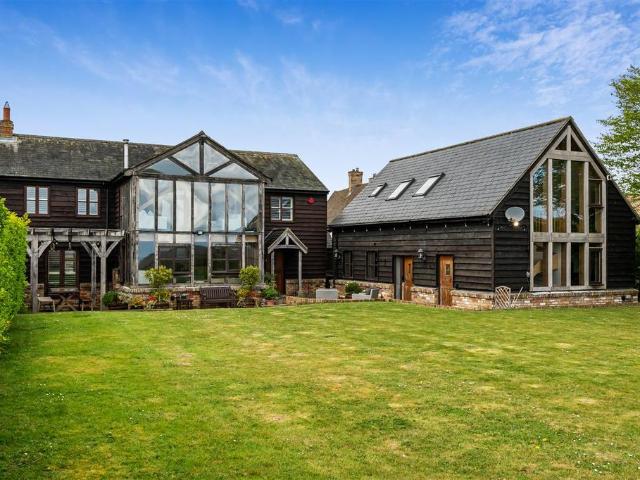 House for sale in Bedford