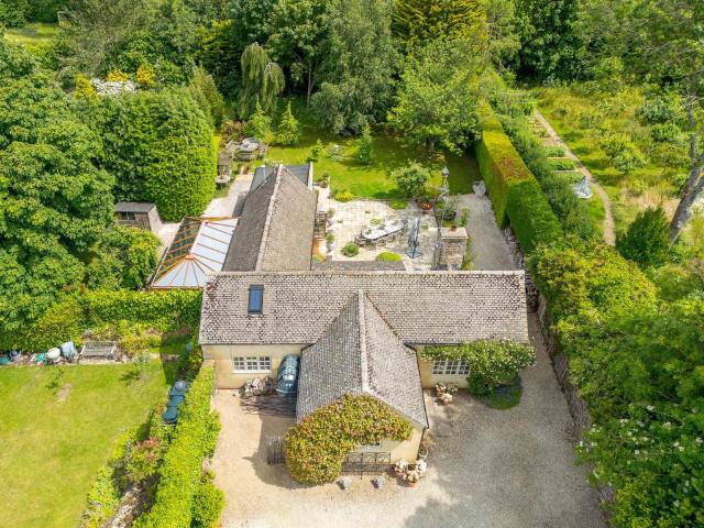 House for sale in Fossebridge, Gloucestershire