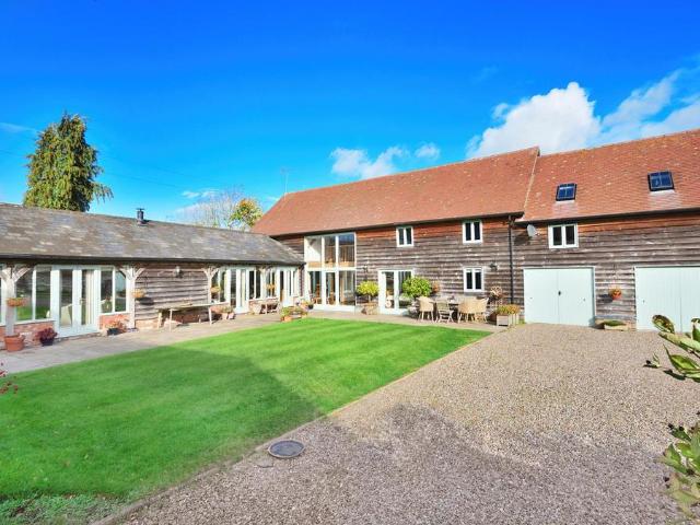 House for sale in Pembridge