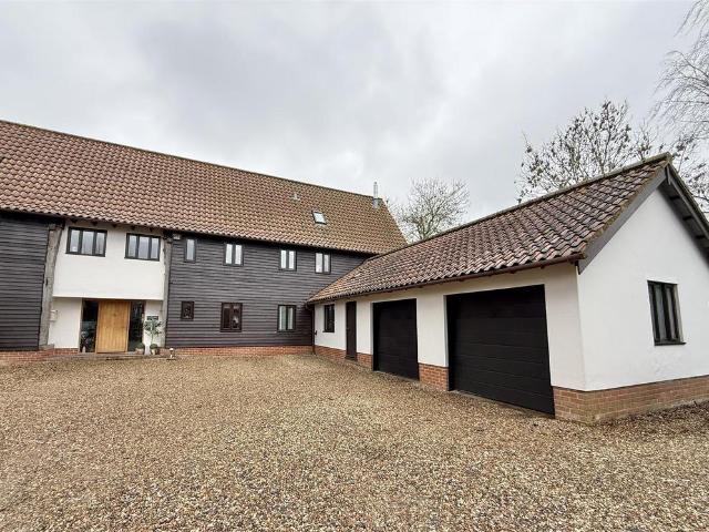 House for sale in Bedingfield, Suffolk