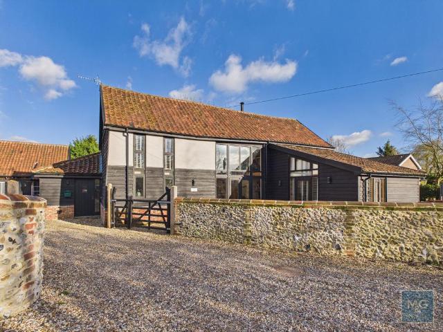 House for sale in Bedingfield, Suffolk