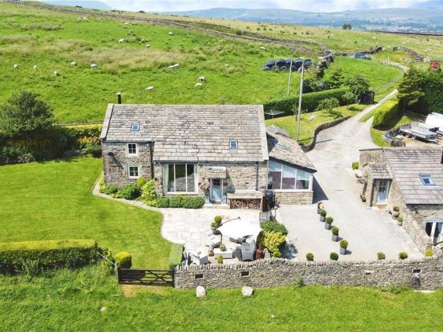 House for sale in Higherford, Lancashire