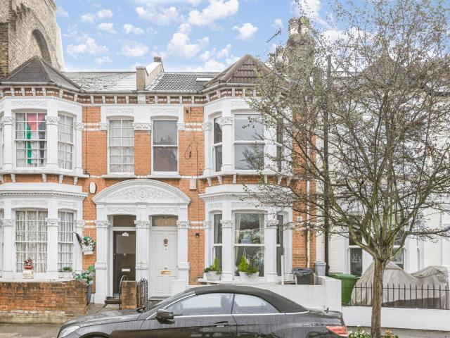 House for rent in Fulham, Walham Green