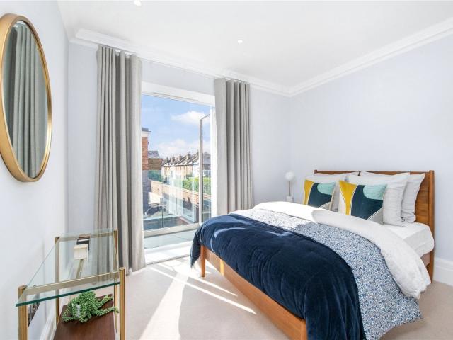 House for rent in North Sheen, Greater London