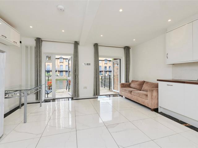 Apartment for rent in Isle Of Dogs, Greater London