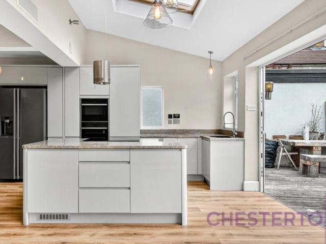 House for rent in Charlton, Greater London