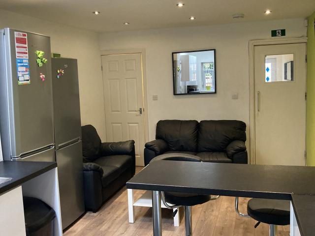 House for rent in Lillington, Green Close