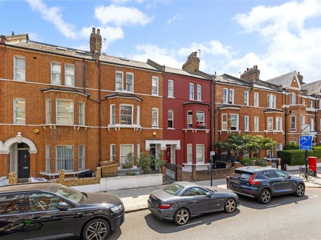 House for rent in London Borough of Wandsworth, Greater London