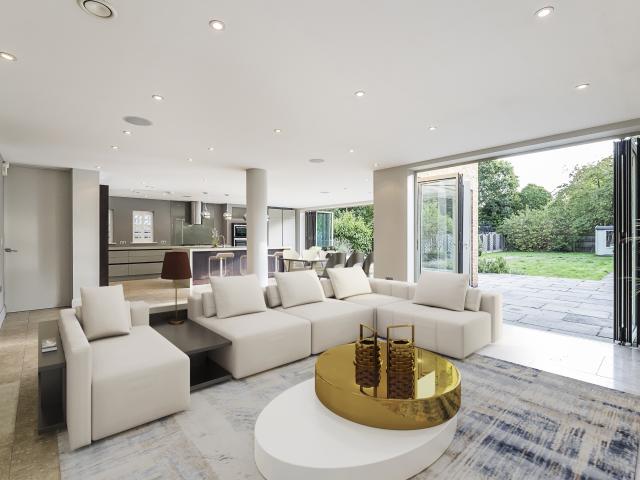 House for rent in Blackhills, Surrey