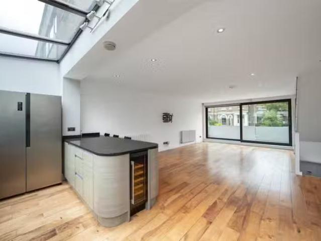 House for rent in Chalk Farm, Primrose Hill