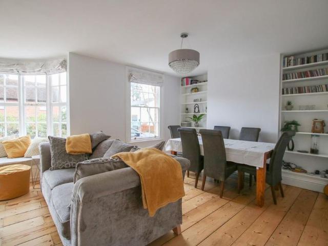 House for rent in Emmbrook, Wokingham