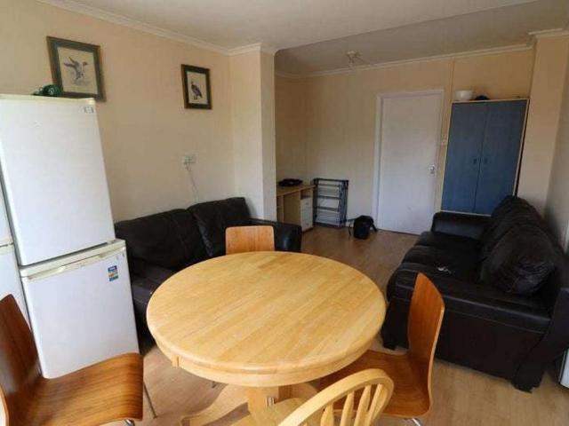 House for rent in Lye Valley, The Slade
