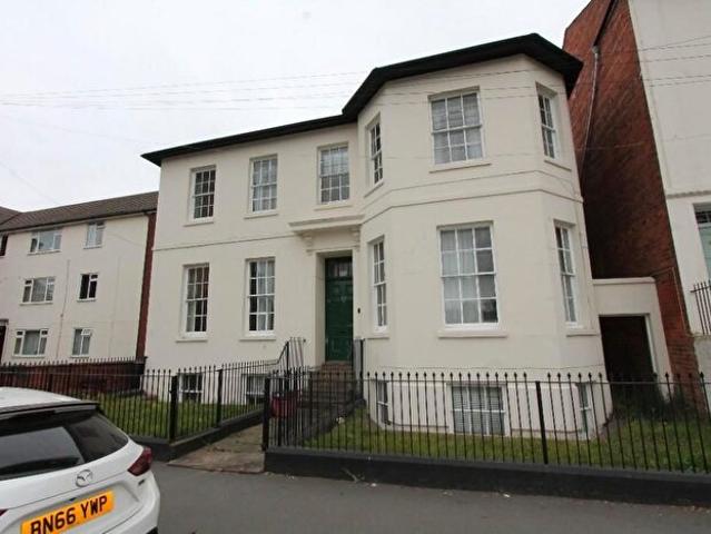 Apartment for rent in Sydenham, Green Close