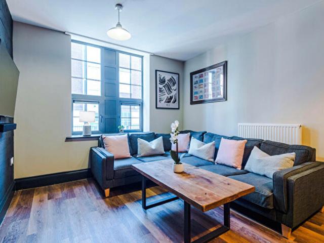 Apartment for rent in Bede Island, Old Wharf