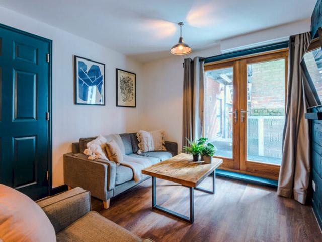 Apartment for rent in Bede Island, Old Wharf
