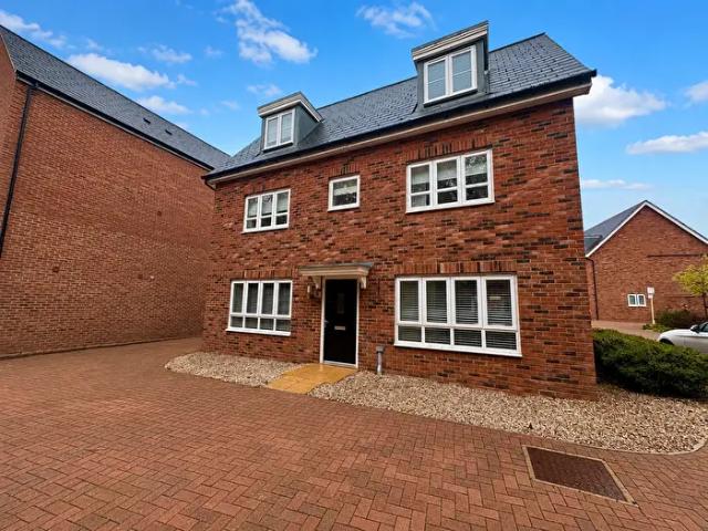 Apartment for rent in Whitehouse, Old Wolverton