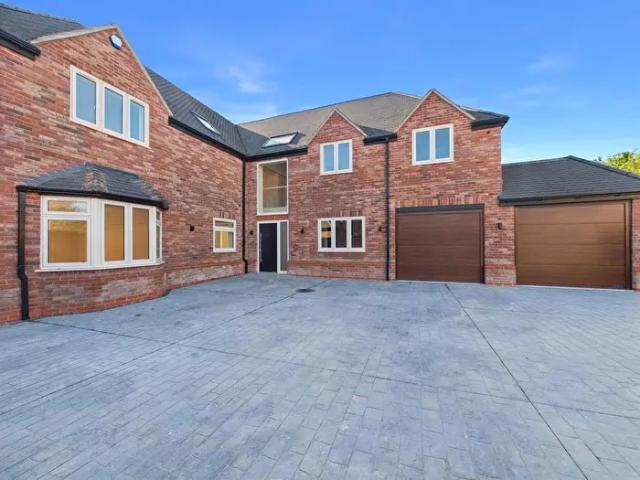 Apartment for rent in Kirby Corner, Coventry