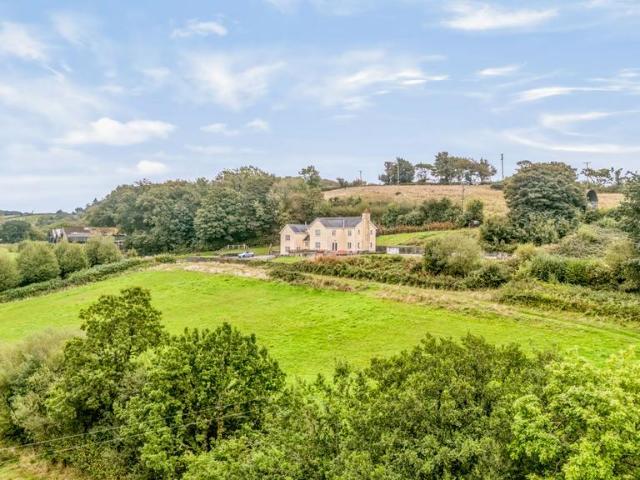 Land for sale in Penrhiwgoch, Maesybont