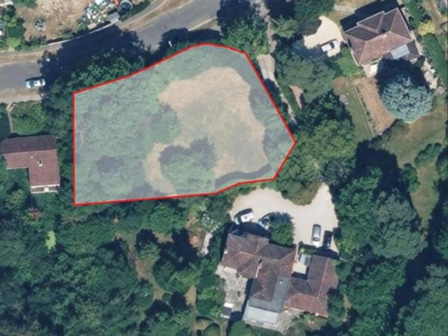 Land for sale in Southborough, Sandown Park