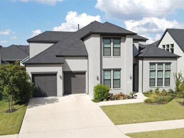 House for sale in Denton, Texas