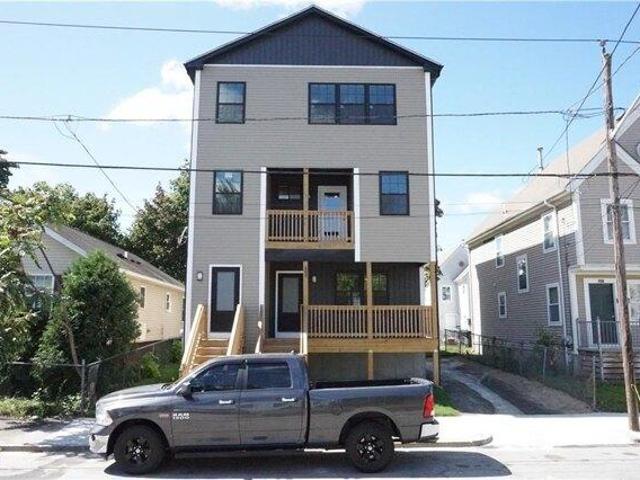 House for sale in Providence, Providence County