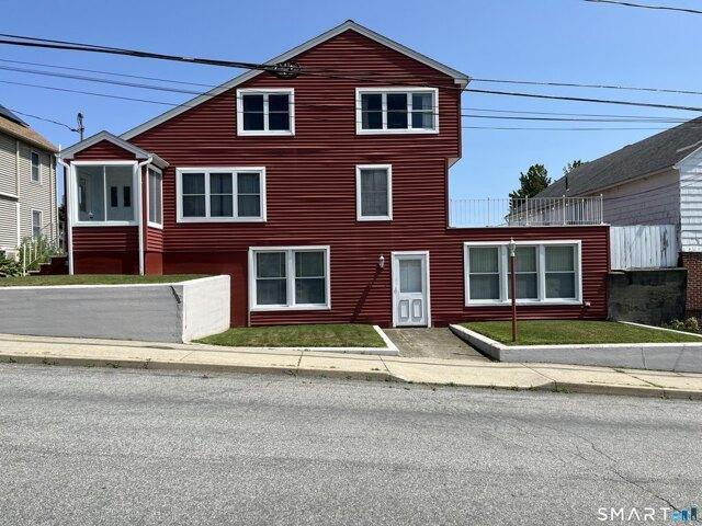 House for sale in Putnam, Connecticut