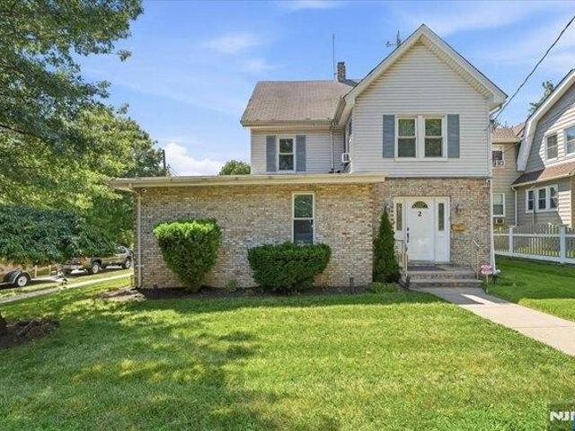 House for sale in Ridgefield Park, New Jersey