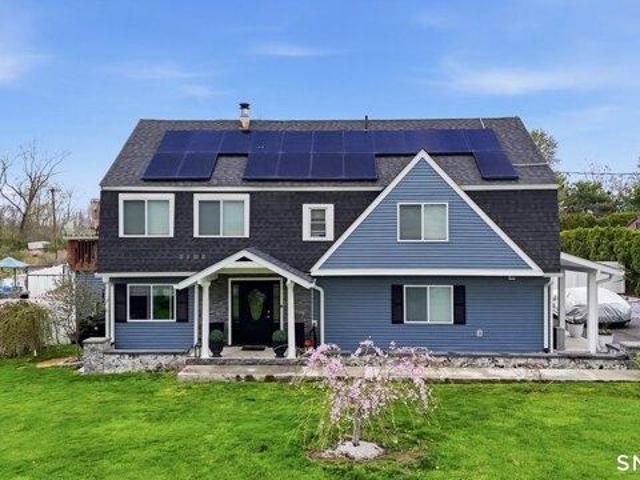 House for sale in Rocky Hill, Connecticut