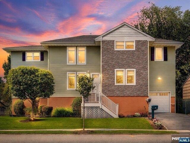 House for sale in Rutherford, New Jersey