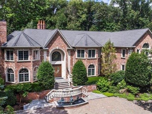 House for sale in Saddle River, New Jersey